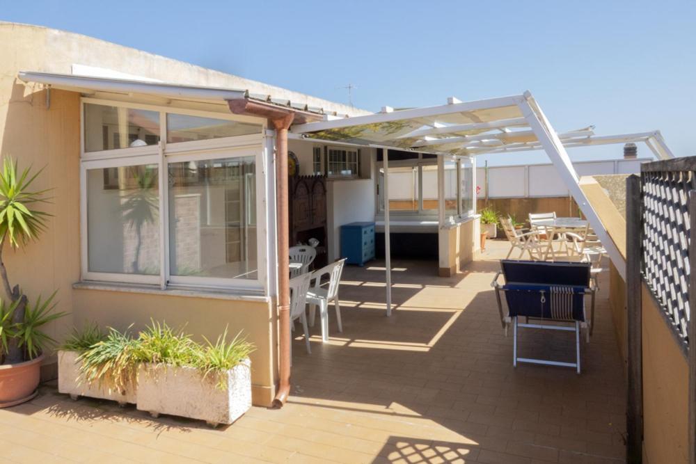 Terrazza Con Vista Daire Nettuno Dış mekan fotoğraf